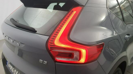 Volvo XC 40 B3 Essential! Z Polskiego Salonu! Faktura VAT! Warszawa - zdjęcie 12