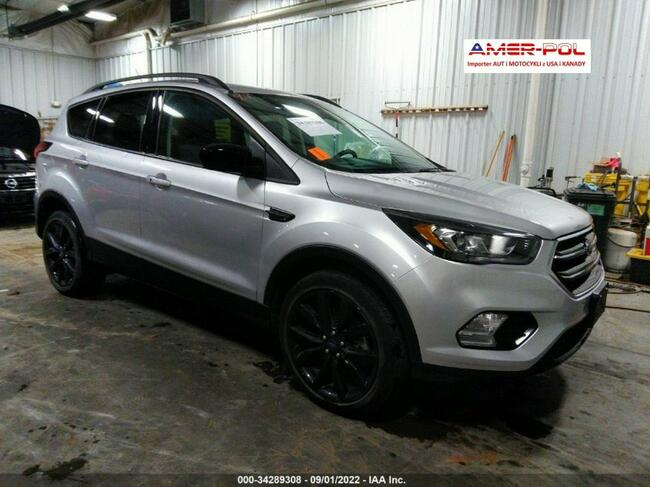 Ford Kuga 2019, 1.5L, 4x4, od ubezpieczalni Sulejówek - zdjęcie 1