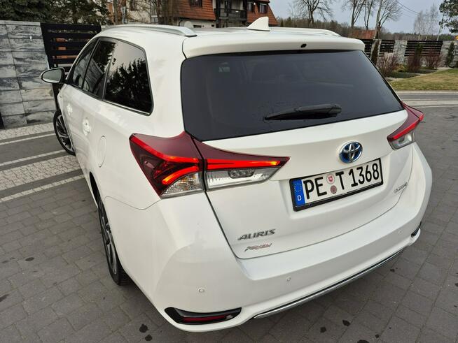 Toyota Auris 1.8 hybrid  climatronic kamera grzane fotele Drelów - zdjęcie 7