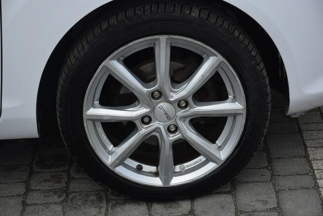Ford Fiesta 1.4B Automat Klimatronik Nowe Opony Sprowadzony Opłacony Majdan Sieniawski - zdjęcie 11
