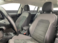 Volkswagen Golf VIII 1.6 TDI 1.6 TDI BMT Comfortline Kombi Warszawa - zdjęcie 10