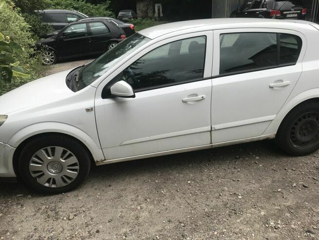 1/10 udziału Opel Astra 2008 r. od syndyka Warszawa - zdjęcie 1