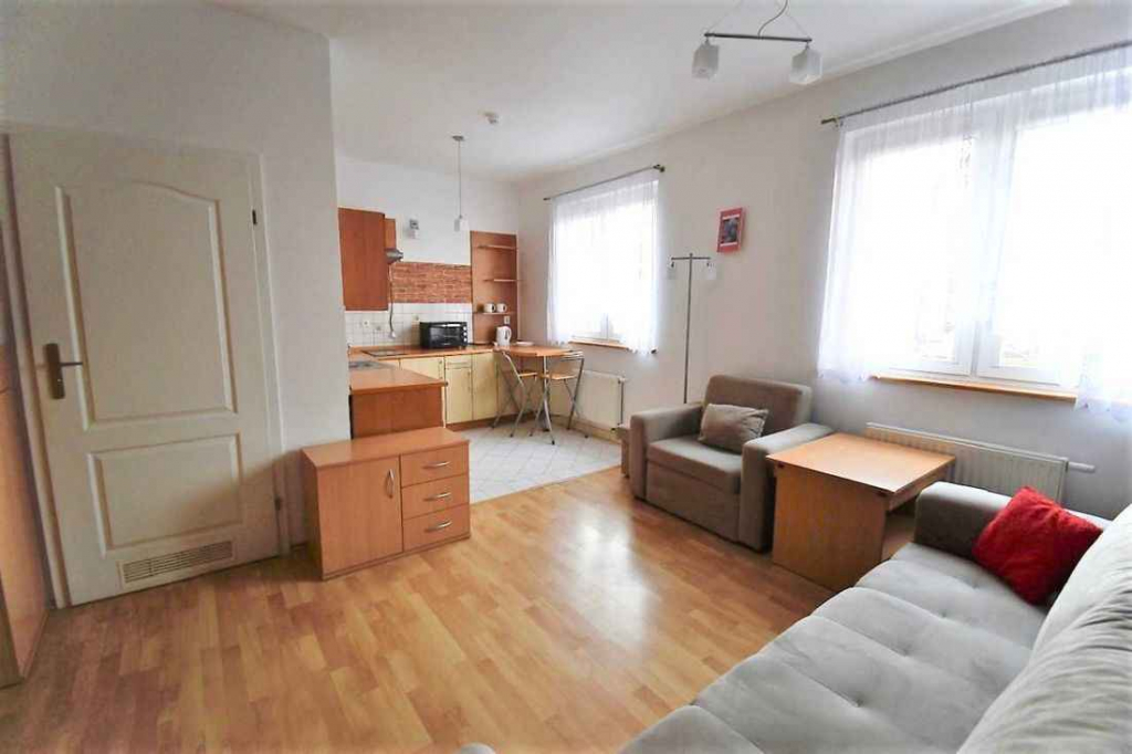 1pok, 25met, Okolice Buforowej (Wrocław) Krzyki - zdjęcie 1