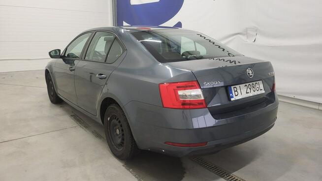 Škoda Octavia 1.6 TDI Active Grójec - zdjęcie 8