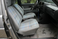 Volkswagen Golf 1.6 Benzyna 5 drzwi Oldtimer 1988 Lubań - zdjęcie 9