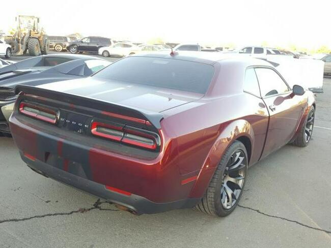 Dodge Challenger HELLCAT, 2020, 6.2L, porysowany lakier Warszawa - zdjęcie 4