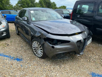 ALFA ROMEO Giulia 2.2 JTD 180 Lusso Q4 ET714 Rzeszów - zdjęcie 2