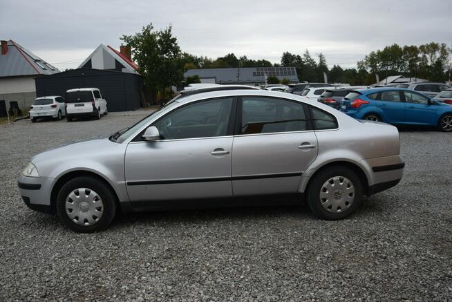 Volkswagen Passat 1.9TDI Klima Sedan 2003 rok Lift Majdan Sieniawski - zdjęcie 7