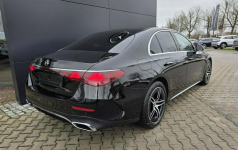 E 300 de 4MATIC Sedan, rabat: 108 986 zł AMG, różne wersje i kolory ! Warszawa - zdjęcie 3