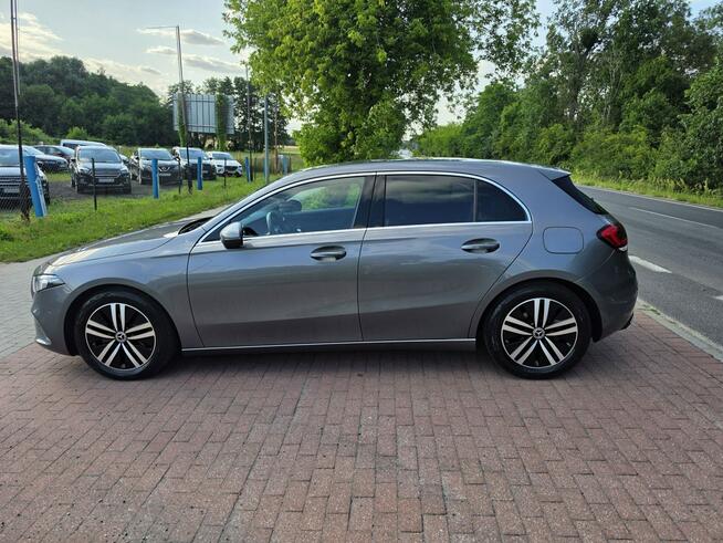 Mercedes A180 1,3 benzyna automat bardzo niski przebieg 13 tyś km ! Cielcza - zdjęcie 3