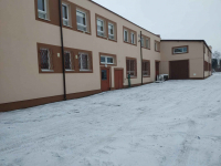 Budynek produkcyjny z zapleczem biurowym , sanitarnym i mieszkaniami . Dalików - zdjęcie 2
