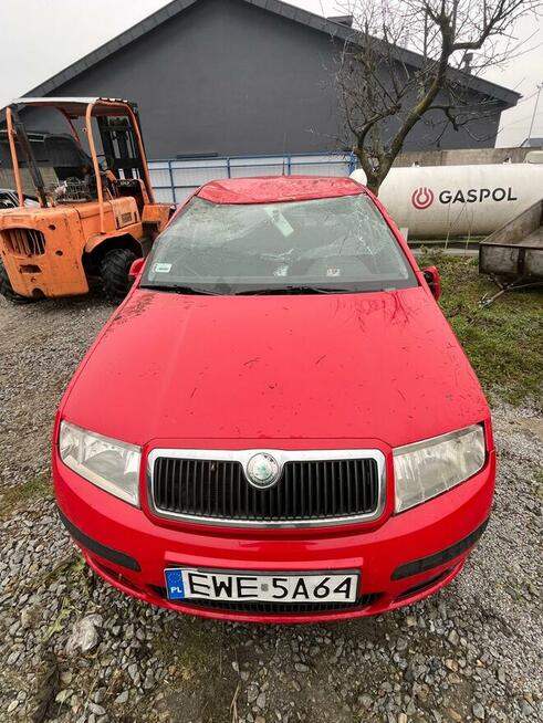 Samochód uszkodzony Popielina - zdjęcie 1