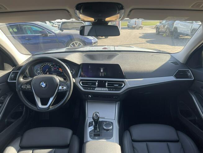 BMW 318 HAK Automat Skóra Klimatronik Gliwice - zdjęcie 9