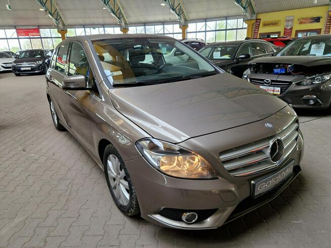 Mercedes B 180 ZOBACZ OPIS !! W PODANEJ CENIE ROCZNA GWARANCJA !! Mysłowice - zdjęcie 1