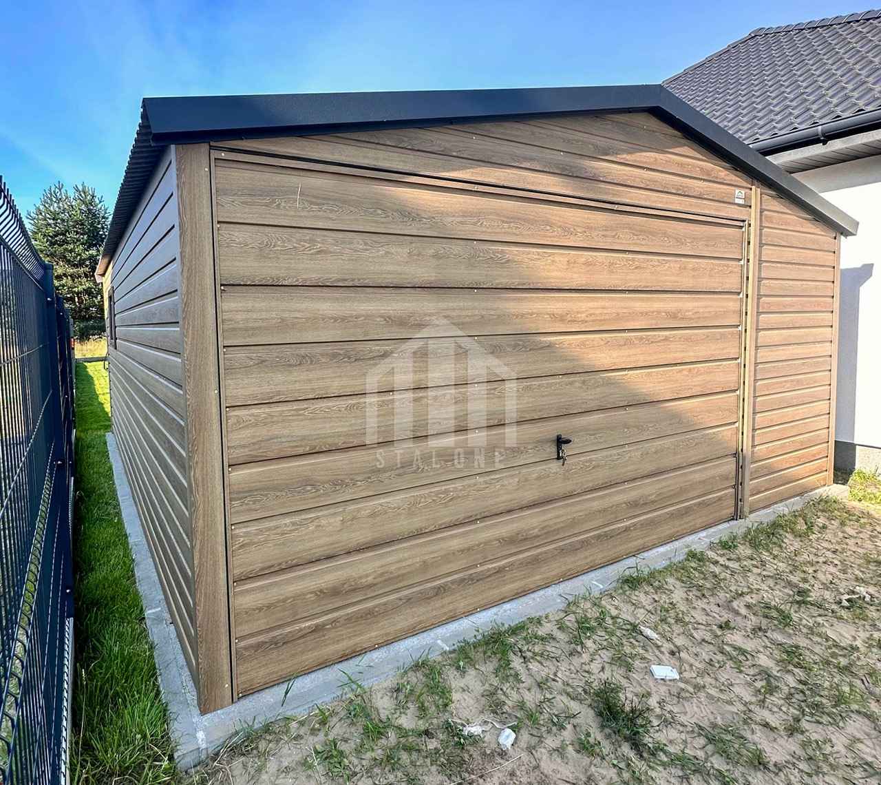 Garaż blaszany 4,5x5m - brama uchylna - drzwi - rynna SO115 Turek - zdjęcie 3