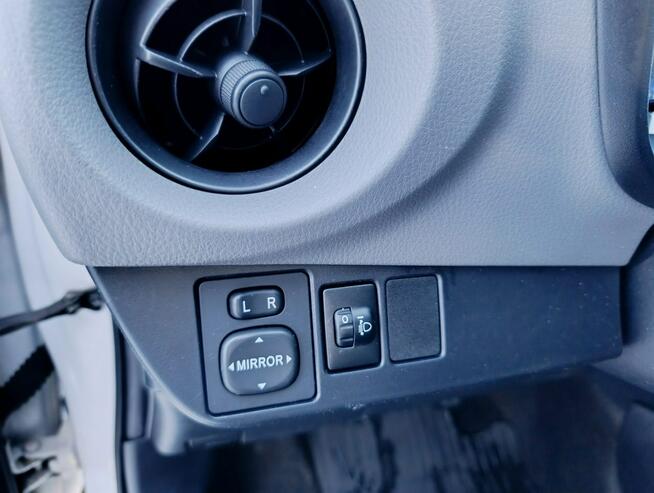 Toyota Yaris 1-właściciel fv23% Otwock - zdjęcie 12