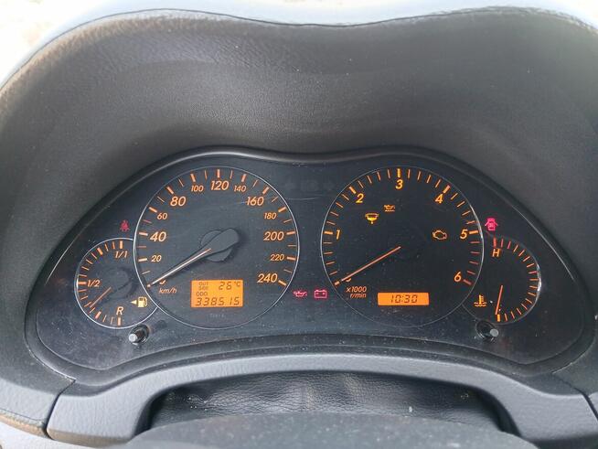 Toyota Avensis 2.0 Włoszczowa - zdjęcie 5