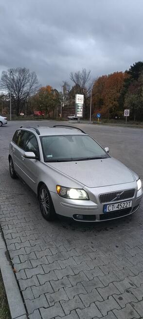 Volvo V50 2.0D Momentum Toruń - zdjęcie 4