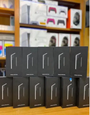 Samsung S25 Ultra, Samsung S24 Ultra, iPhone 17 Pro, iPhone 17 Pro Max Rakoszyn - zdjęcie 1