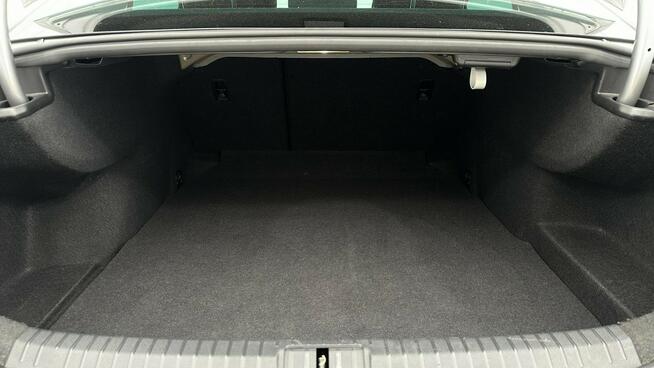 Volkswagen Passat 2.0 TDI EVO 150 KM 6 biegów Essence Warszawa - zdjęcie 12