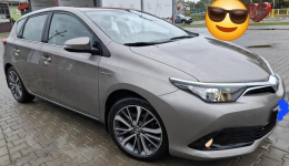 Toyota Auris Hybryda Marki - zdjęcie 4