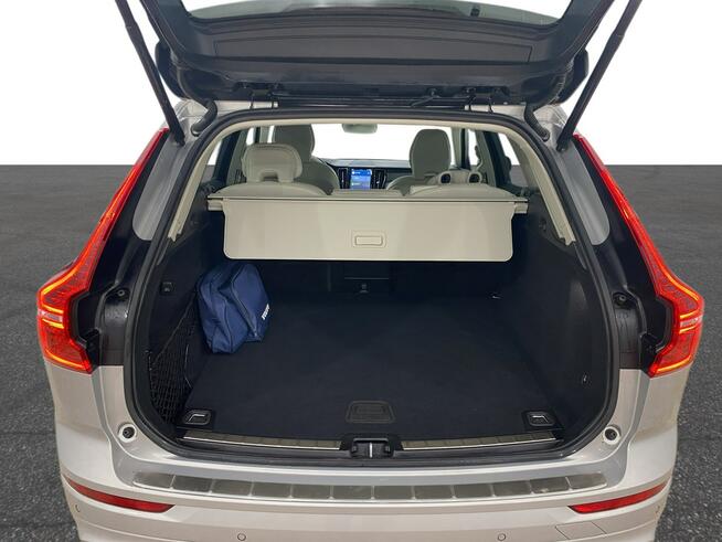 Volvo XC 60 XC60 B5 B AWD Plus Dark aut Kombi Warszawa - zdjęcie 12