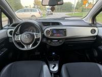 Toyota Yaris 1.5Hybrid Kamera Navi Keyless LED Alu Prywatny Końskie - zdjęcie 12