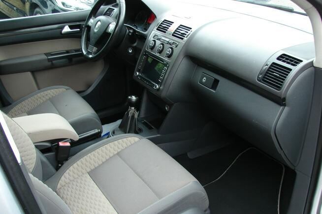 VW Touran Cross 2,0 TDi 140 KM Piła - zdjęcie 10