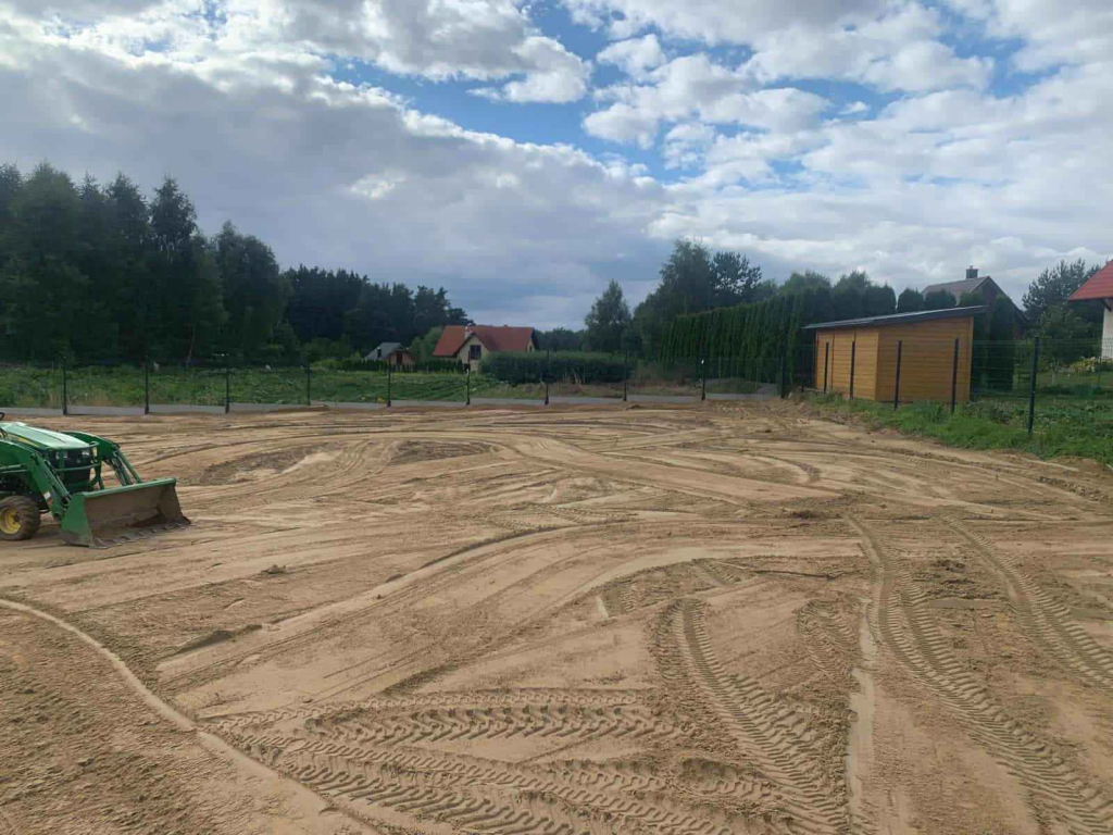 Zakładanie ogrodów i trawników – kompleksowe przygotowanie terenu Gdańsk - zdjęcie 11