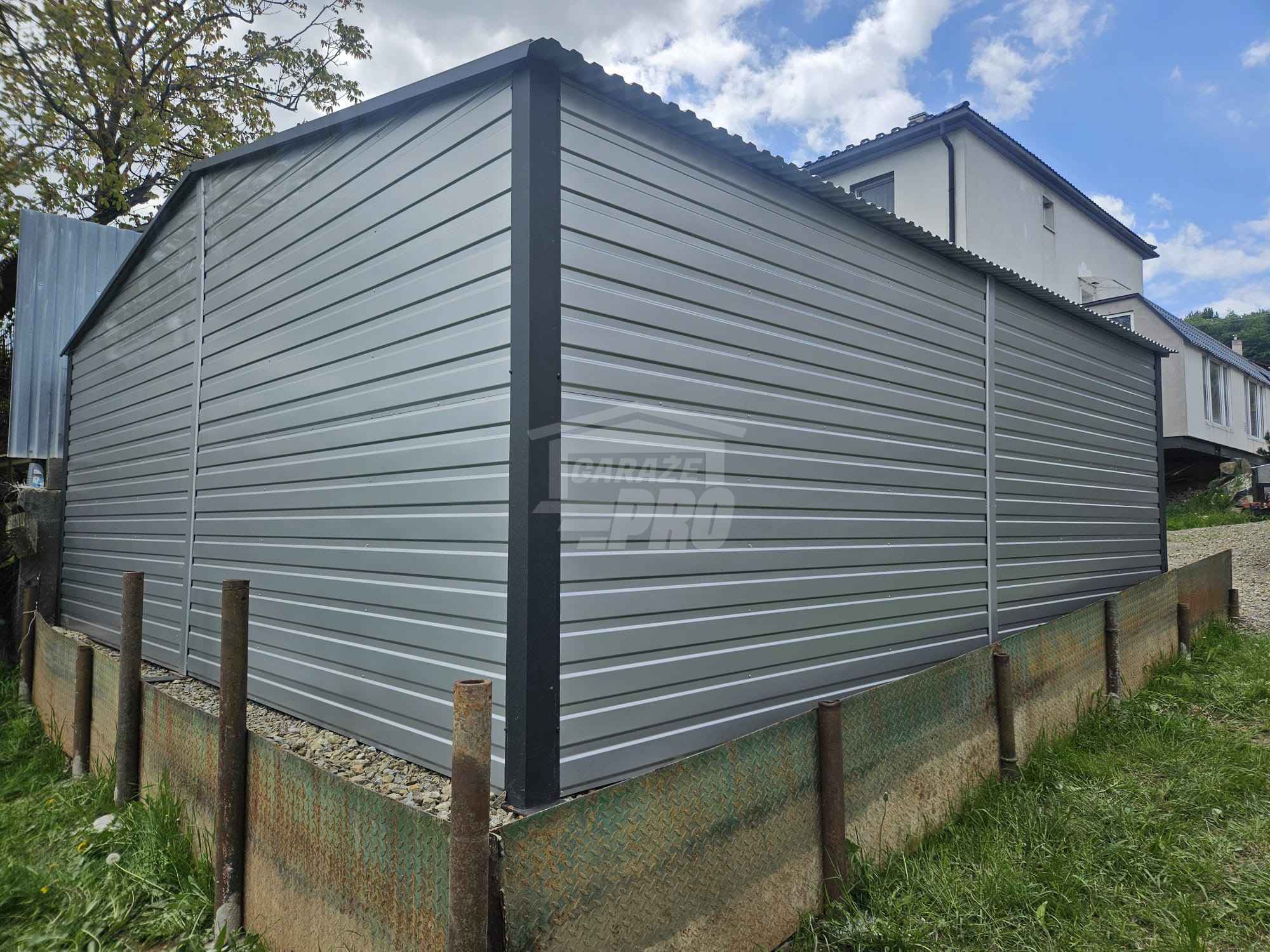 Garaż blaszany 6x6 - 2x Brama brudny biały Dach dwuspadowy GP593 Łańcut - zdjęcie 3