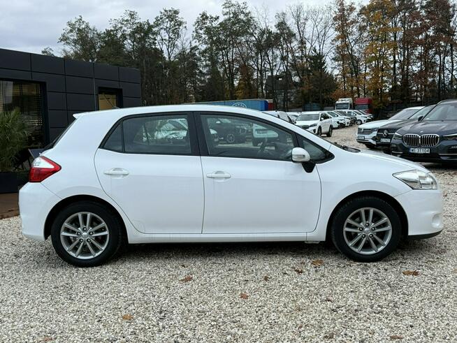 Toyota Auris 1.6 132kM! Tempomat! Klimatyzacja automatyczna ! Pęcice - zdjęcie 3