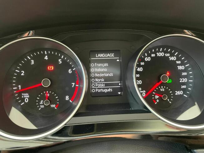 Volkswagen Jetta 1.4 Turbo Automat Bielsko-Biała - zdjęcie 9