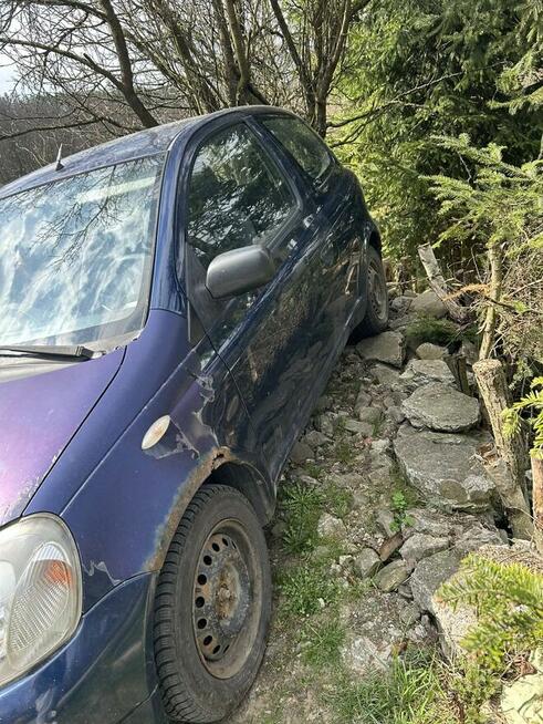 Sprzedam Toyotę Yaris Piwniczna-Zdrój - zdjęcie 3