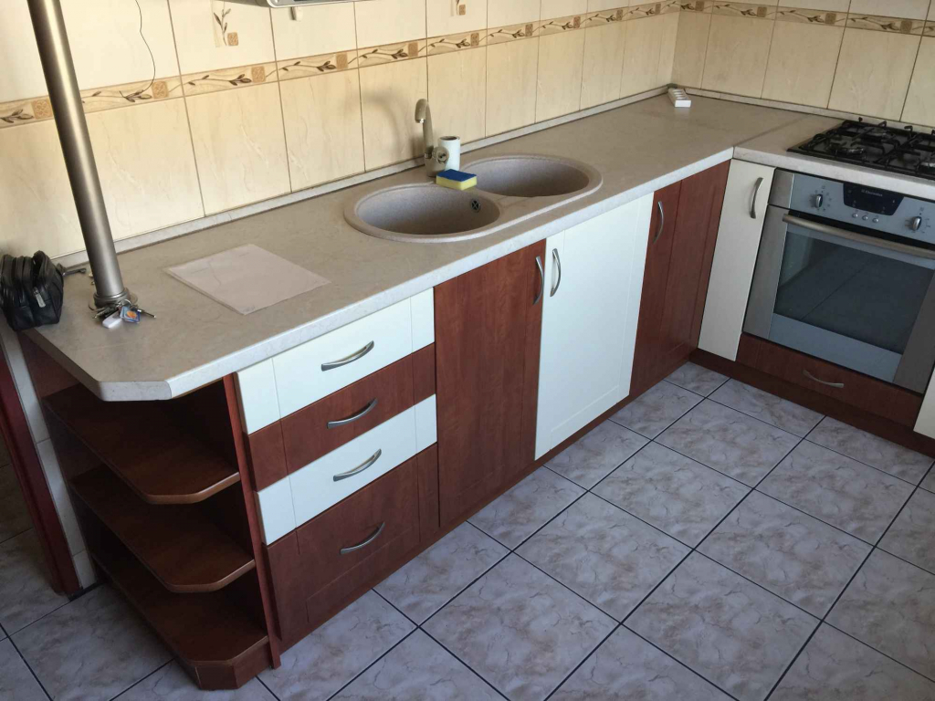 Mieszkanie - 3 pokoowe Końskie - zdjęcie 1