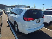 Chrysler Pacifica LIMITED / Benzyna / niski przebieg Białystok - zdjęcie 4