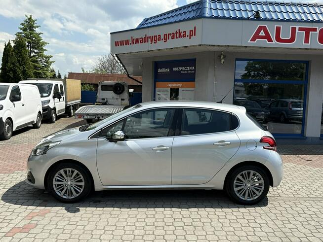 Peugeot 208 Rezerwacja Tarnowskie Góry - zdjęcie 8