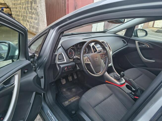 Opel Astra 1.4 Turbo. 140 KM. 2011 r. Żagań - zdjęcie 1
