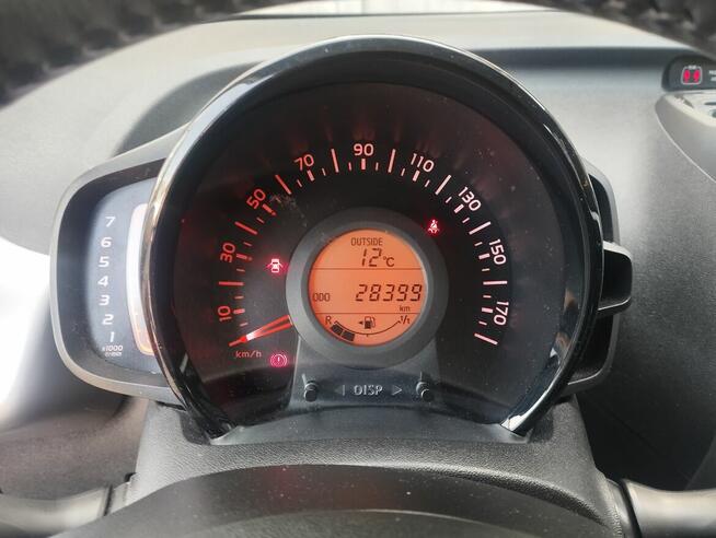 TOYOTA AYGO SALON POLSKA PRZEBIEG 28TYS.KM Warszawa - zdjęcie 11