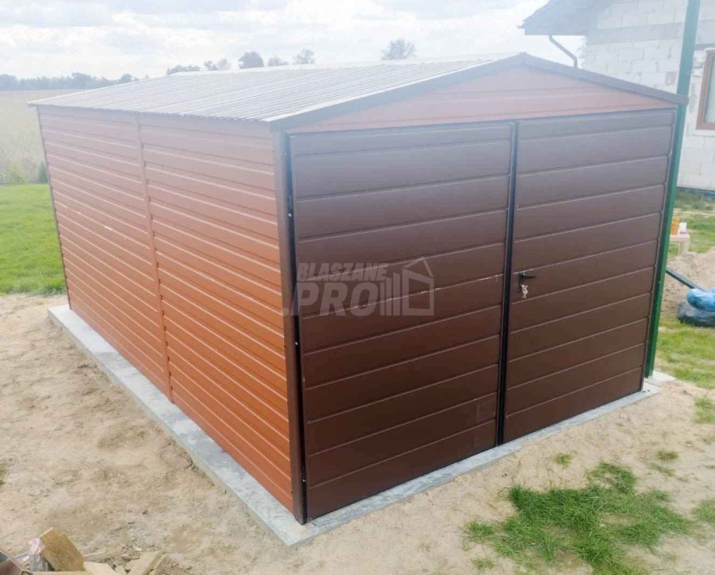 Garaż blaszany 3x5 Brama + drzwi -  Brąz  dwuspadowy GP210 Piła - zdjęcie 4
