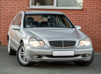 Mercedes C 200