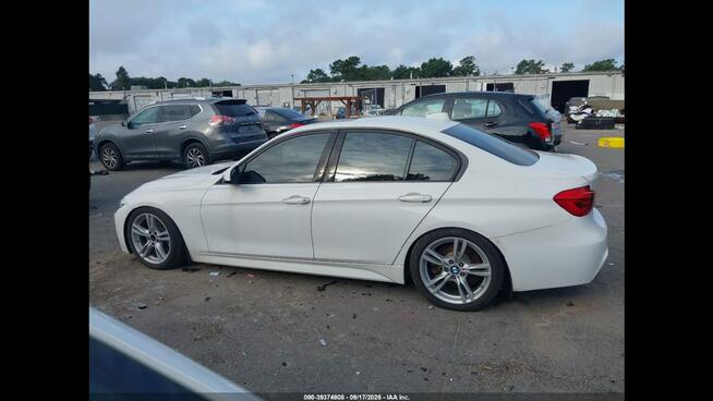 BMW 330 xDrive / M-Pakiet / niski przebieg Wrocław - zdjęcie 7