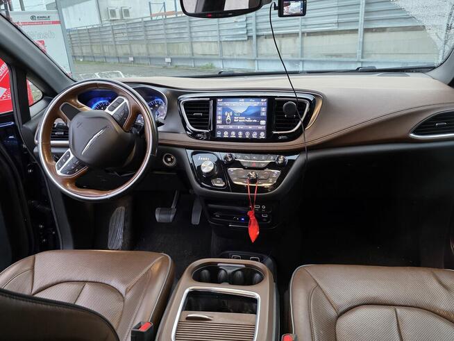 Chrysler Pacifica LIMITED PLATINUM 8 osobowa Poznań - zdjęcie 10