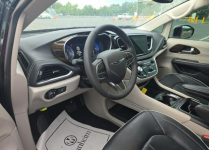 Chrysler Pacifica LIMITED / AWD / niski przebieg Warszawa - zdjęcie 9