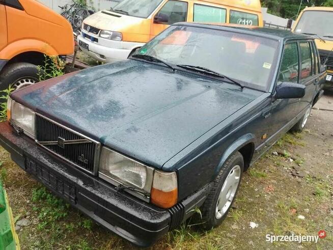 Volvo 744 2.3 benzyna 1989 klima unikat tył napęd import Dąbrowa Tarnowska - zdjęcie 1