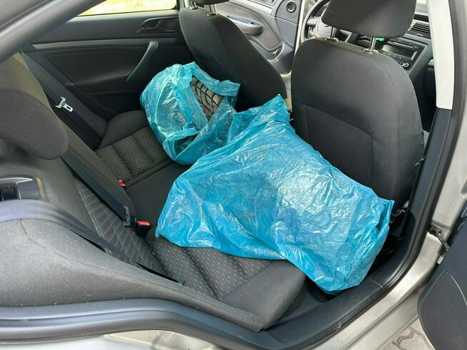 Škoda Octavia 1.6B + gaz LPG, Salon PL, 102KM, Stan bdb, 2 KPL KÓŁ. Ostrowiec Świętokrzyski - zdjęcie 12