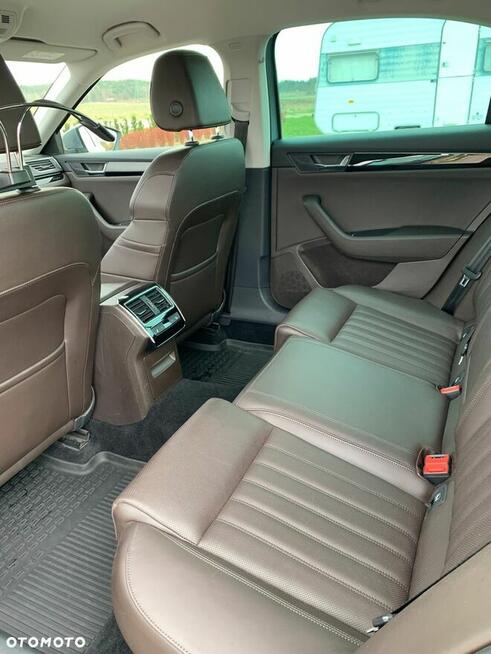 Skoda Superb 2.0 TDI L&amp;K DSG Sobin - zdjęcie 11