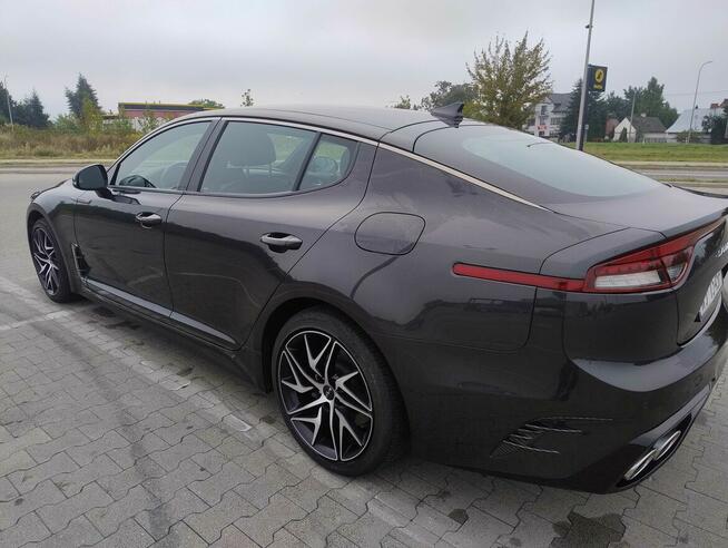 SPRZEDAM KIA STINGER 2.5T 304kM GT LINE AWD 2022 przeb.61yś Warszawa - zdjęcie 3