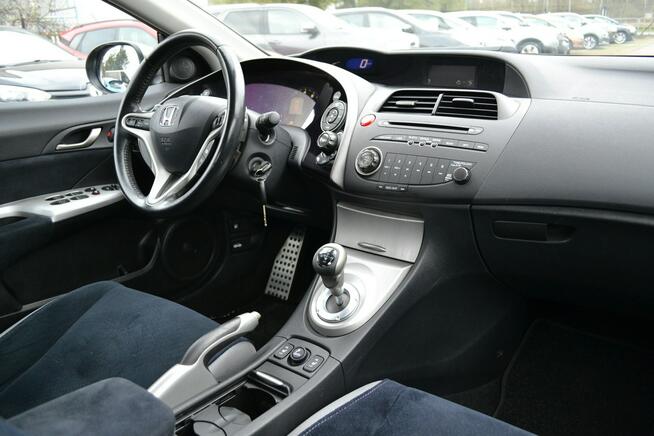 Honda Civic Xenon*Grzane Fotele*Alufelgi*Climatronic* 1.8 140KM* Częstochowa - zdjęcie 10