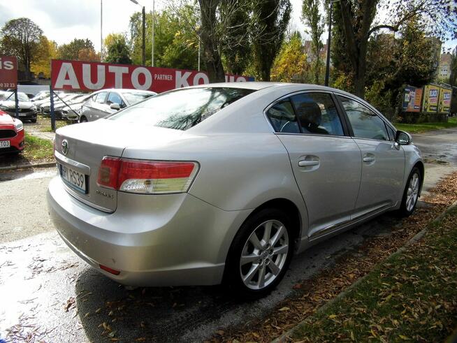 Toyota Avensis 2,0 salon polska Łódź - zdjęcie 4