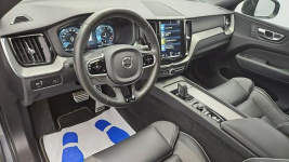 Volvo XC 60 B4 B R-Design aut ! Z Polskiego Salonu ! Faktura Vat ! Warszawa - zdjęcie 9